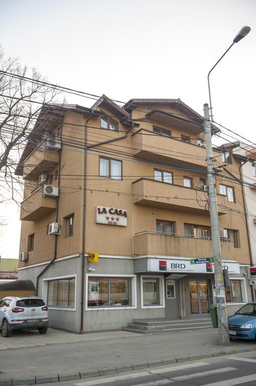 ホテル La Casa Nord ブカレスト エクステリア 写真