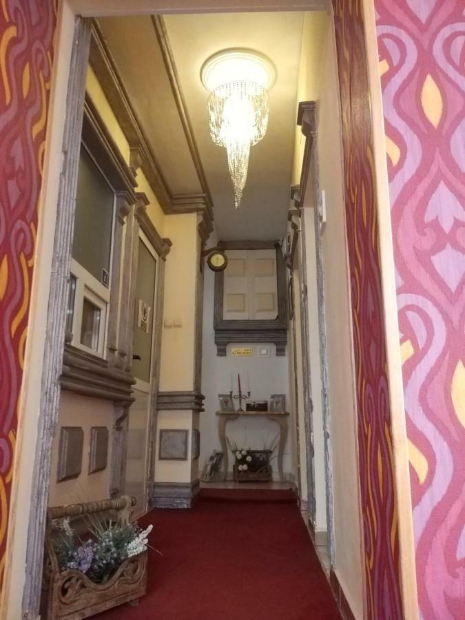 ホテル La Casa Nord ブカレスト エクステリア 写真